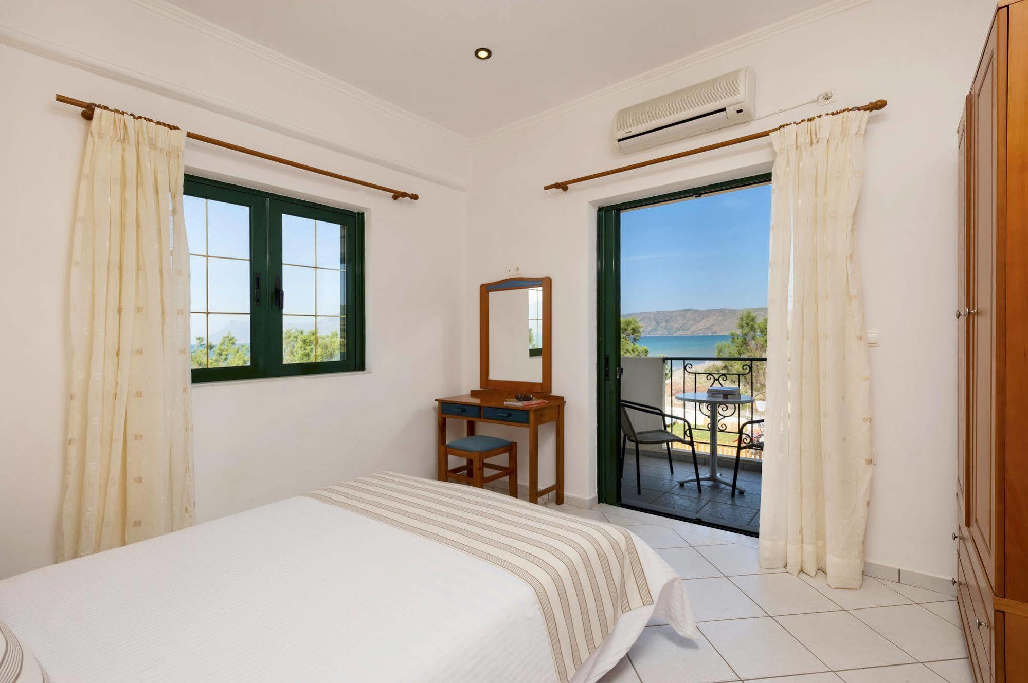 Mesogios Beach Korfalonas ภายนอก รูปภาพ